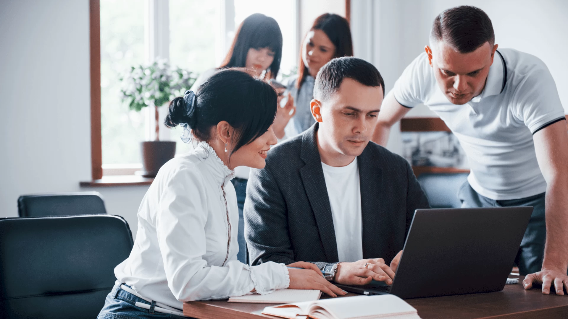 Outsourced vs In-House IT: Ask the experts with 120+ experience background